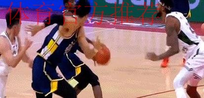 广东首秀错失绝杀！焦泊乔加时连丢防守篮板引热议 杜锋点名批评事出有因